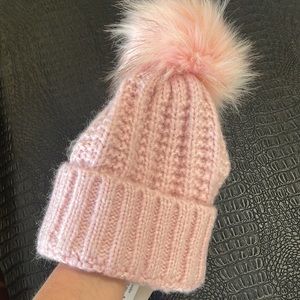 KYI KYI Canada Pink Warm Beanie Hat with Pom Pom on Top Hand Cable Knit